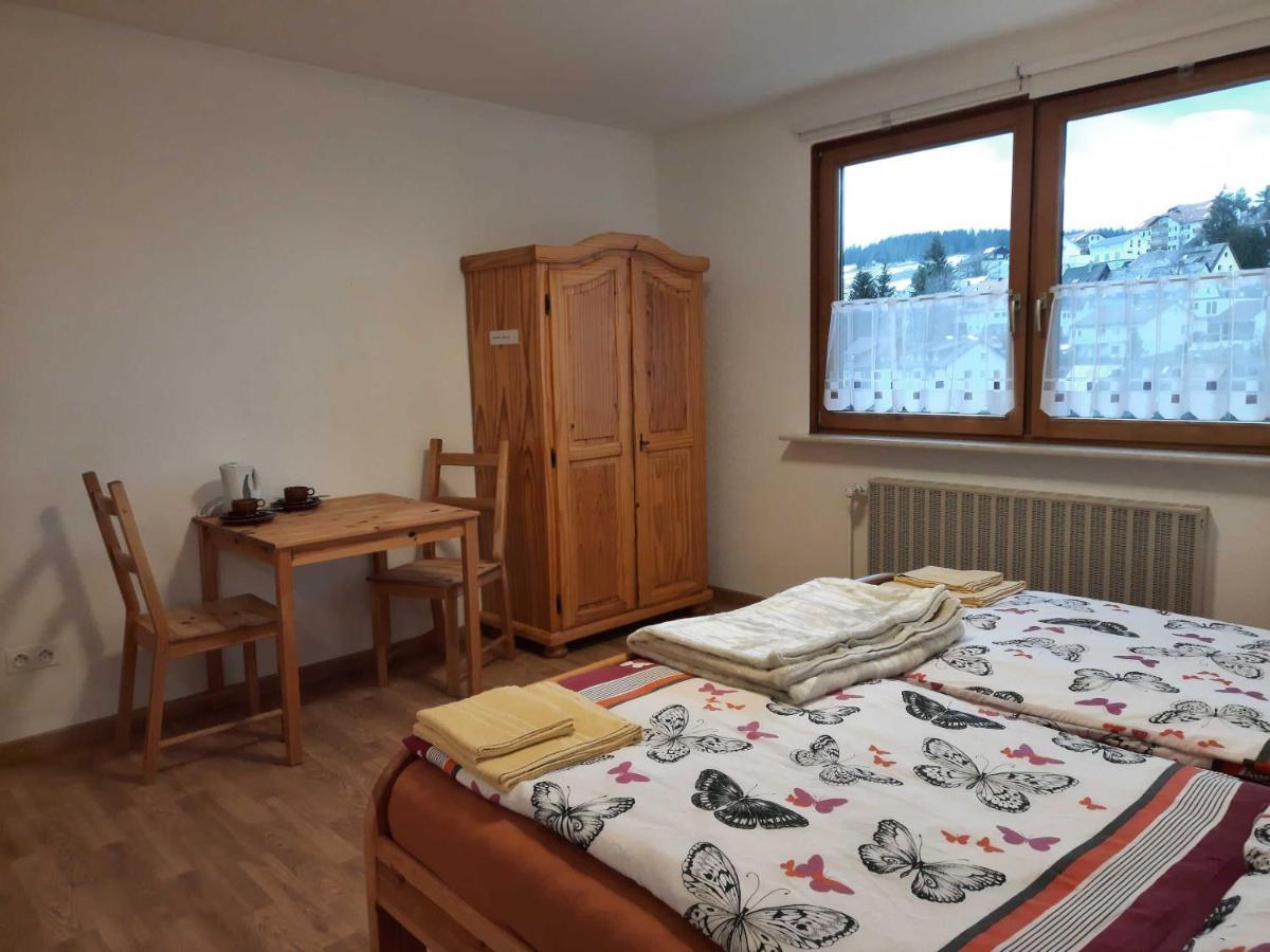 Haus Waldeck Lejlighed Furtwangen Eksteriør billede